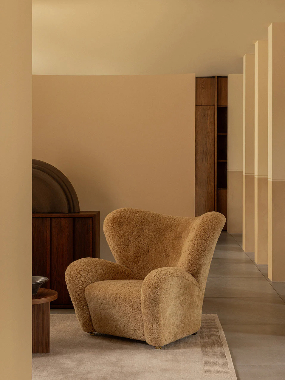Sheepskin & Oak Lounge Chair with Brass Casters for Living Room