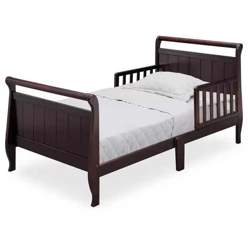 Delta Children Chestopher Toddler Bed with Bedrails