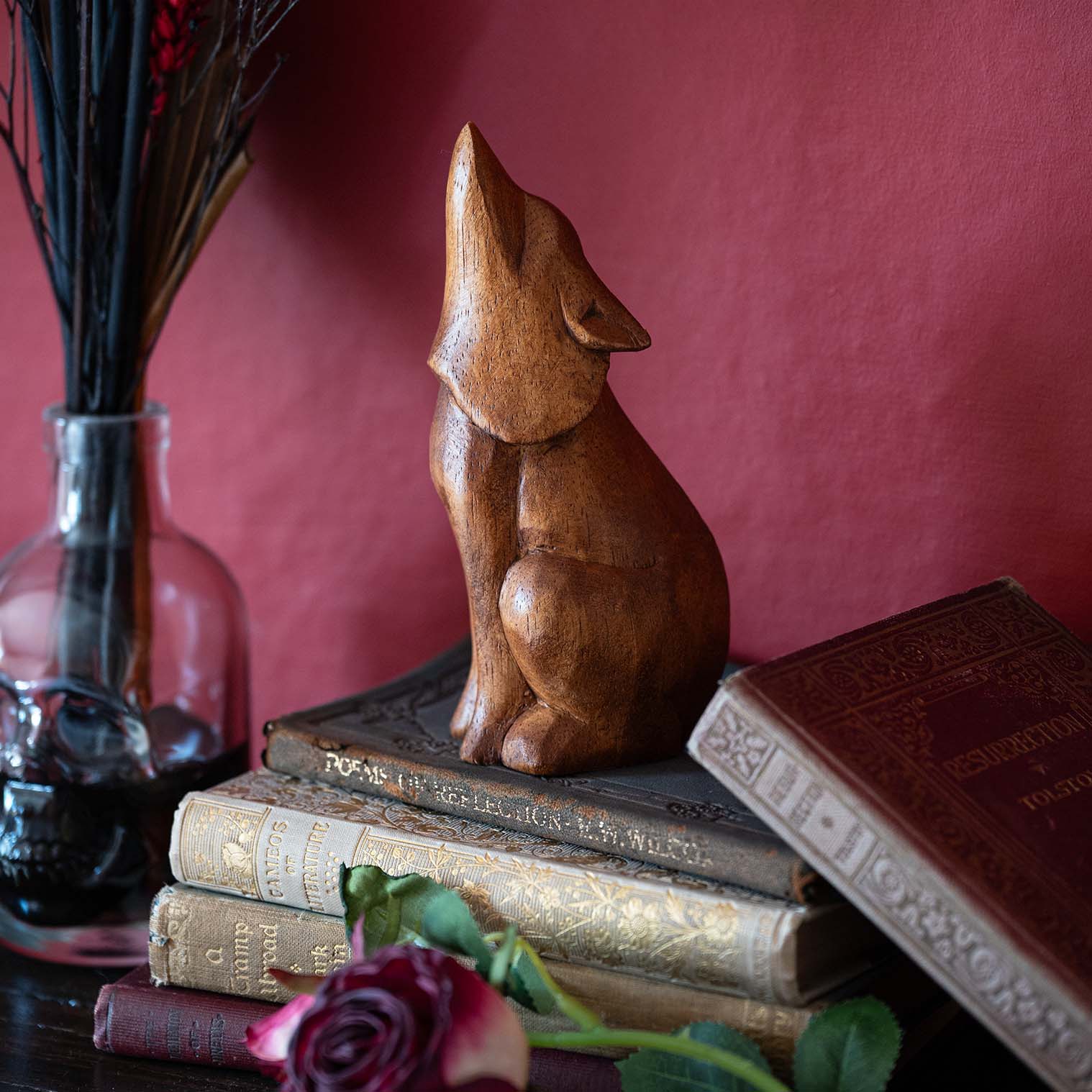 Howling Wolf Carving, Medium
