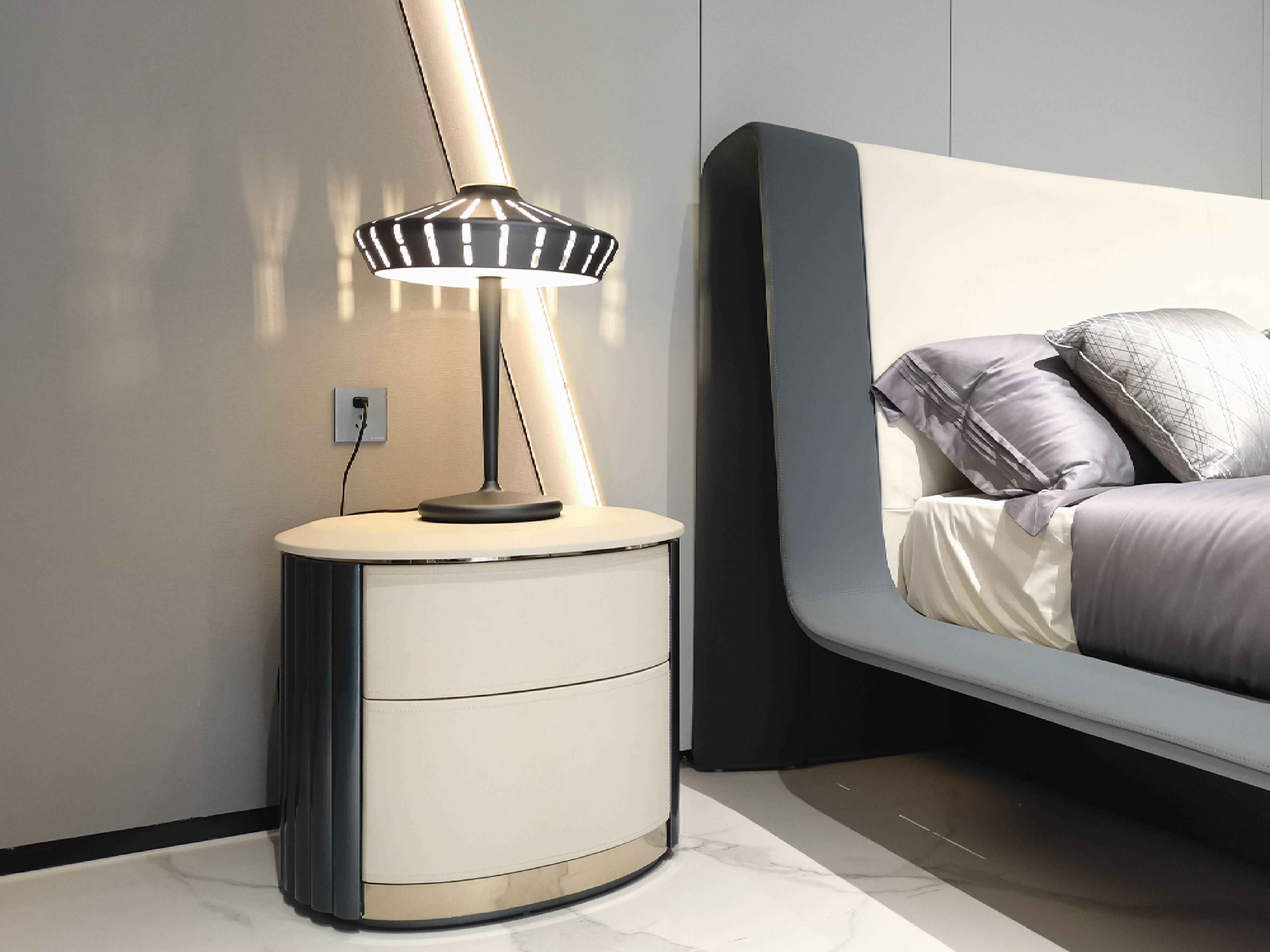 Modern Minimalist Bedside Table W018B11 Bentley Style - Sleek and Functional Nightstand