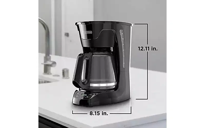 BLACK+DECKER CM1110B Programable 12-Cup Coffer, Easy Pour, Non-Drip Carafe with Removable Filter Basket, Black