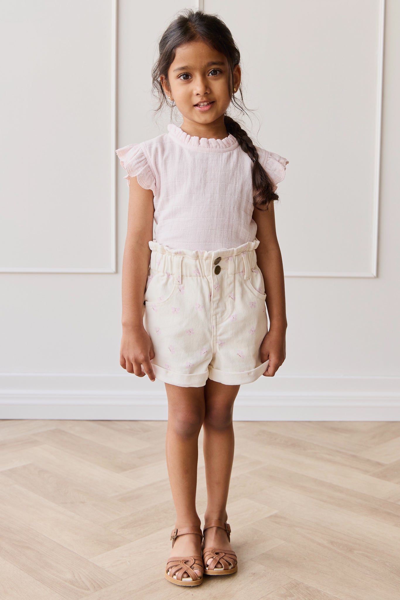 Relaxed Parchment Solid Cotton-Elastane Short with Nickel-Free Hardware for Girls Casual Daily Wear (6M�C10Y)