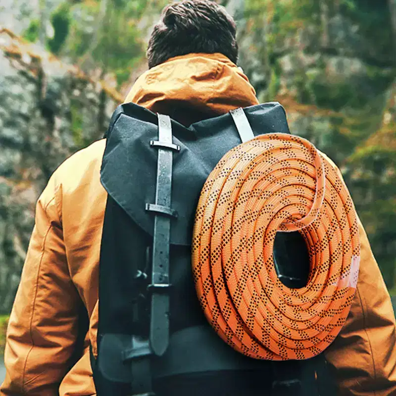 VEVOR Polyester Rope 7/16 x 200', 8400lbs Breaking Strength (Not suitable for rocking climbing, mountain climbing, hanging people, etc.), Orange